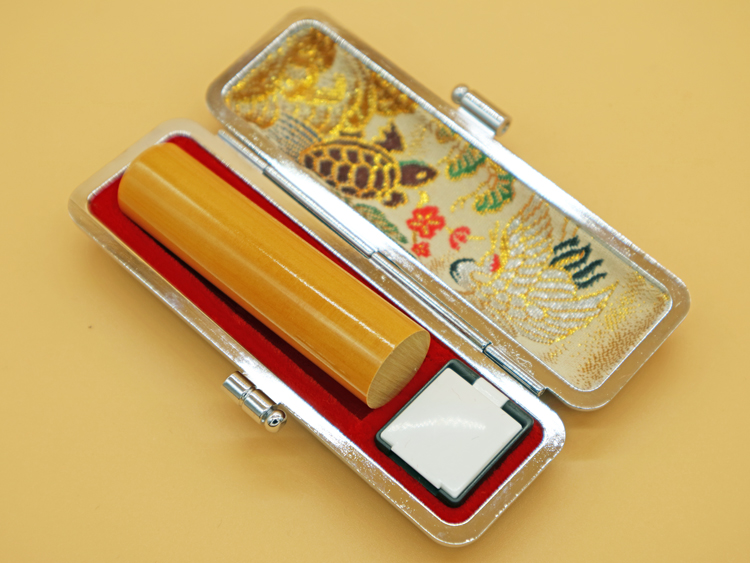 個人実印:アカネ15㍉丸/はんこランド東京品川